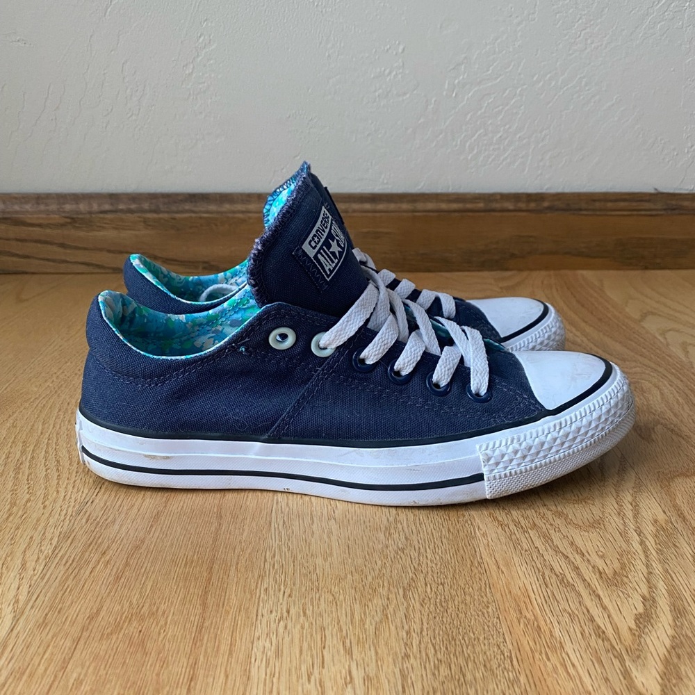Converse Puffy Tongue Sneakers